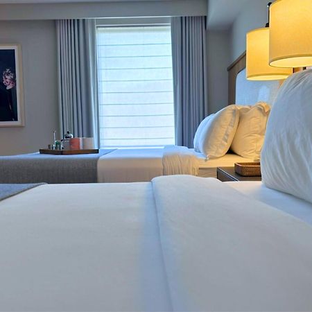 The Watershed Norwalk Hotell Eksteriør bilde