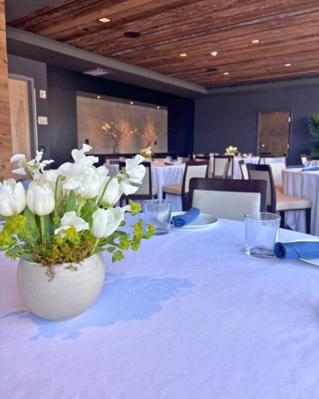 The Watershed Norwalk Hotell Eksteriør bilde