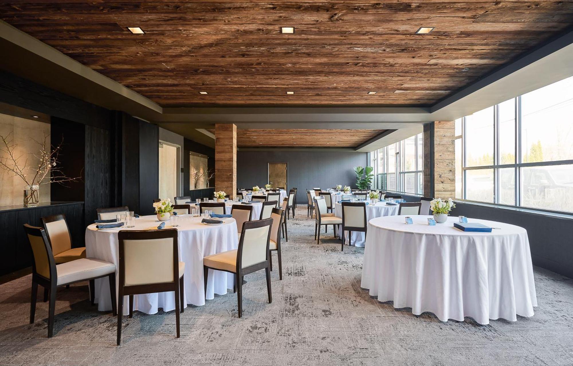 The Watershed Norwalk Hotell Eksteriør bilde