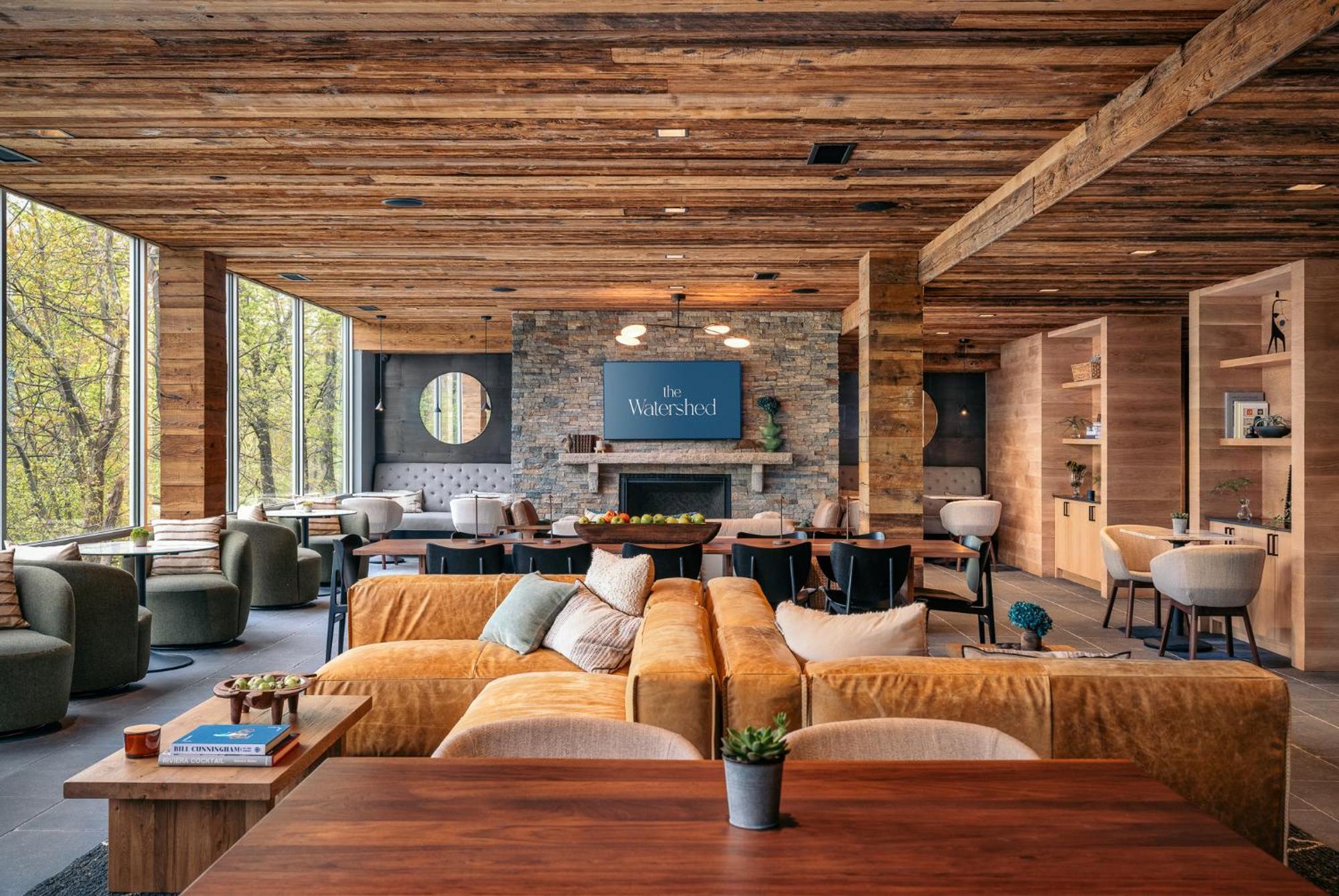The Watershed Norwalk Hotell Eksteriør bilde