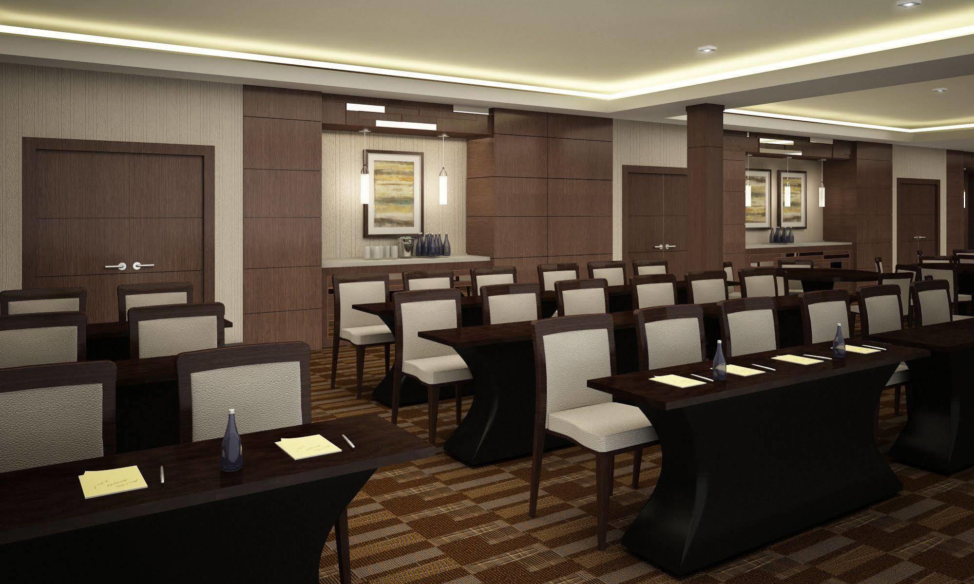 The Watershed Norwalk Hotell Eksteriør bilde